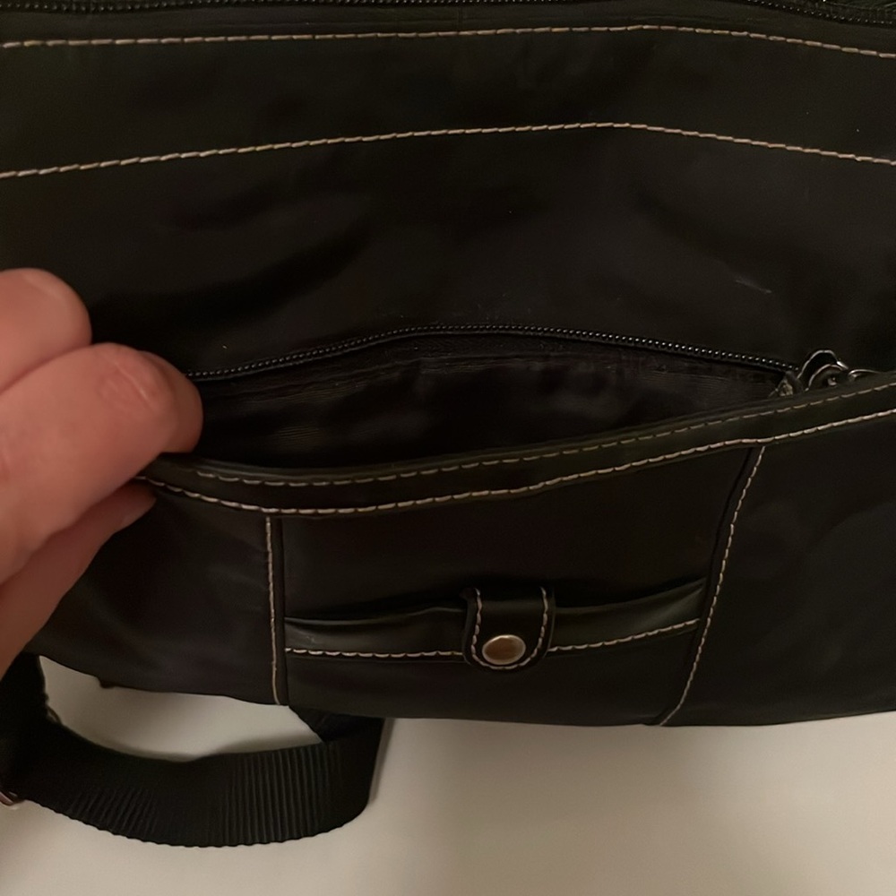 Black Crossbody Bag - Picture 4 of 4